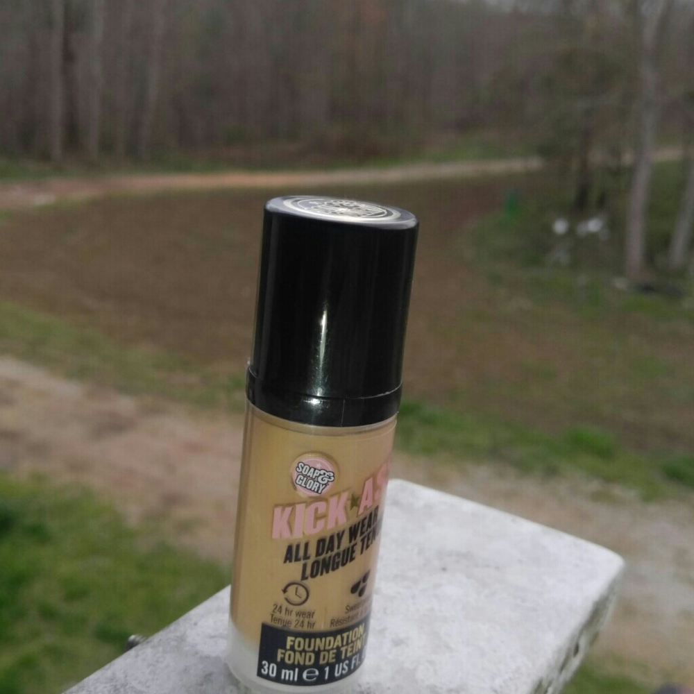 Kick-a$$ Foundation shade 09